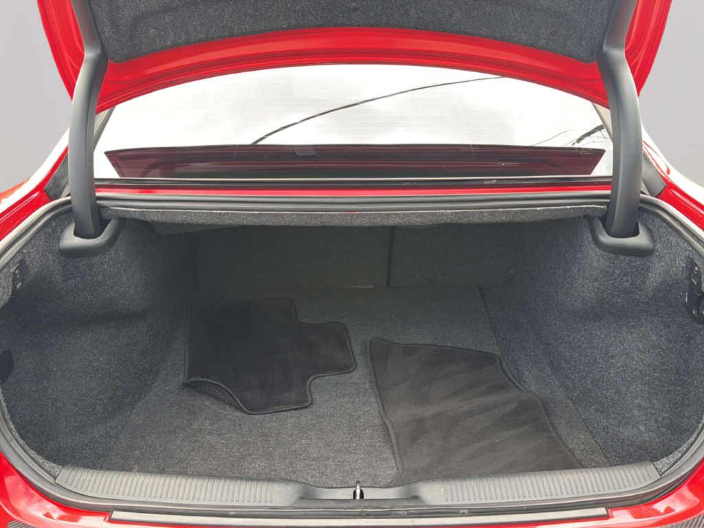 Photo 28 of this DODGE CHARGER
