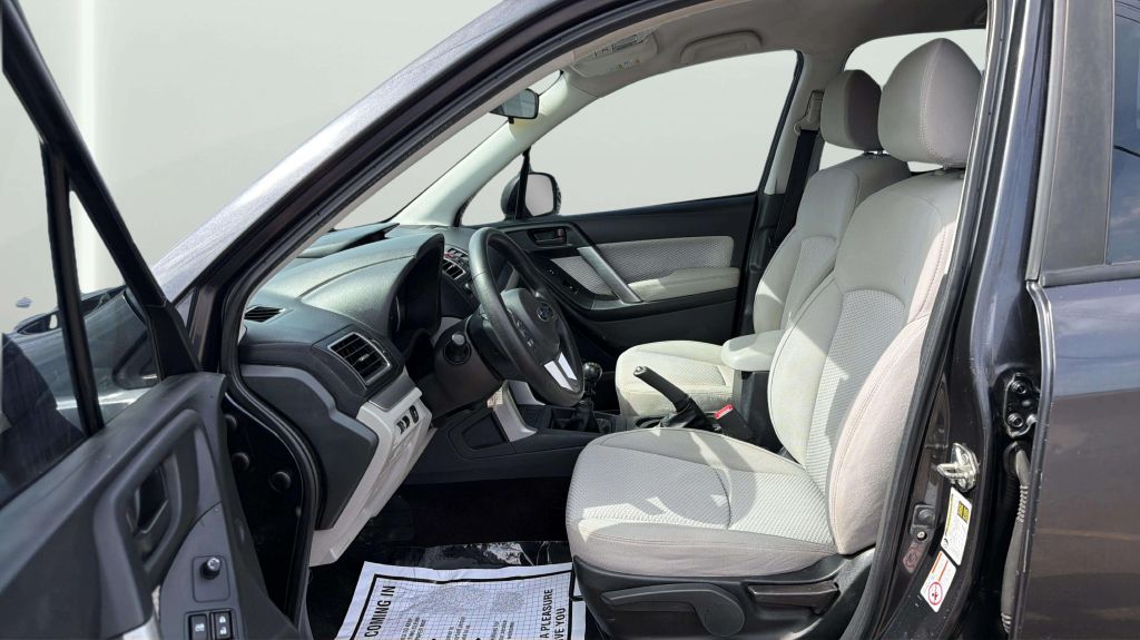 Photo 11 of this SUBARU FORESTER