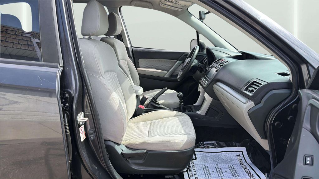 Photo 13 of this SUBARU FORESTER