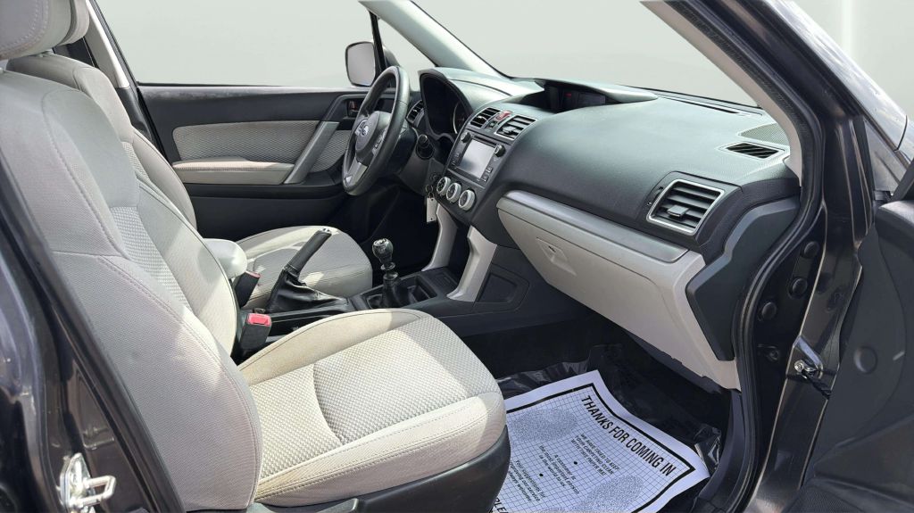 Photo 15 of this SUBARU FORESTER