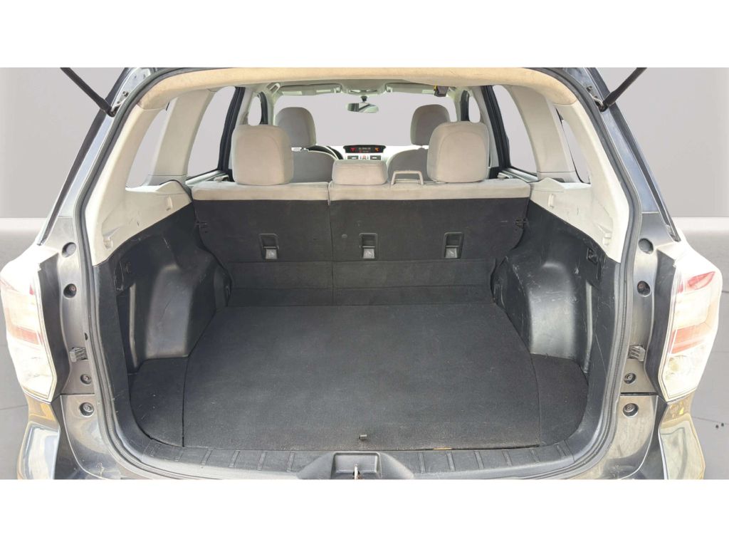 Photo 29 of this SUBARU FORESTER