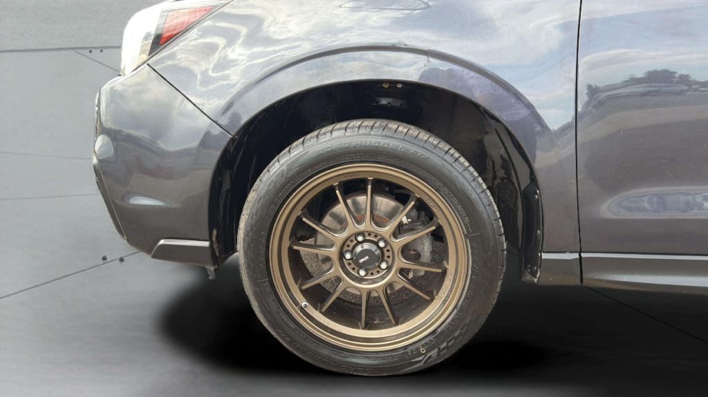 Photo 30 of this SUBARU FORESTER