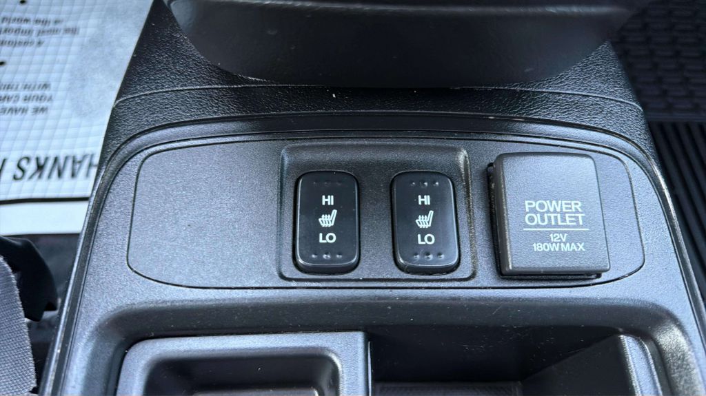 Photo 26 of this HONDA CR-V