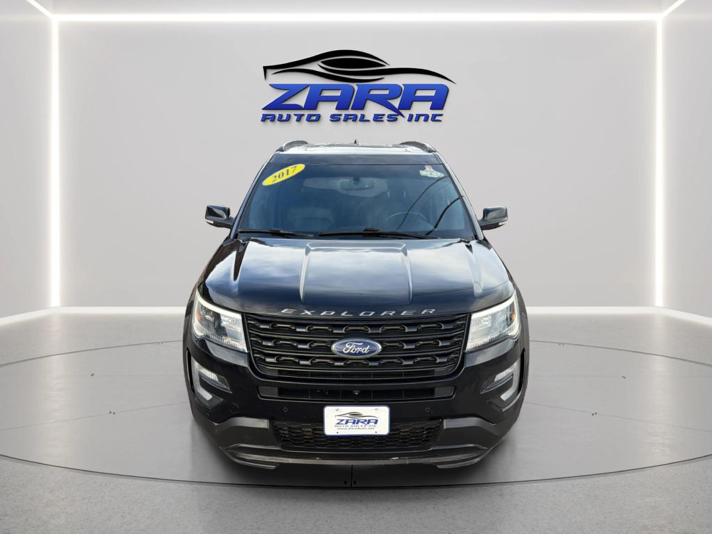 Photo 10 of this FORD EXPLORER