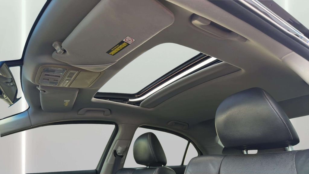Photo 17 of this ACURA TSX