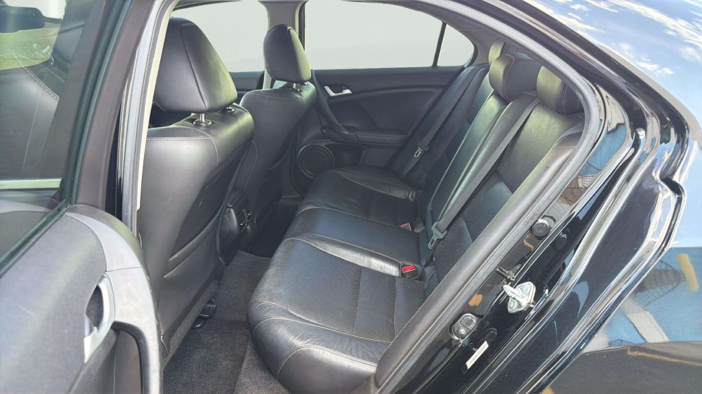 Photo 18 of this ACURA TSX