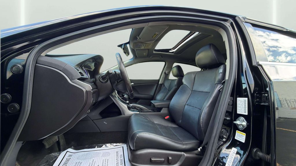 Photo 26 of this ACURA TSX