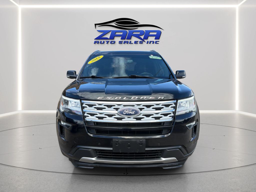 Photo 2 of this FORD EXPLORER