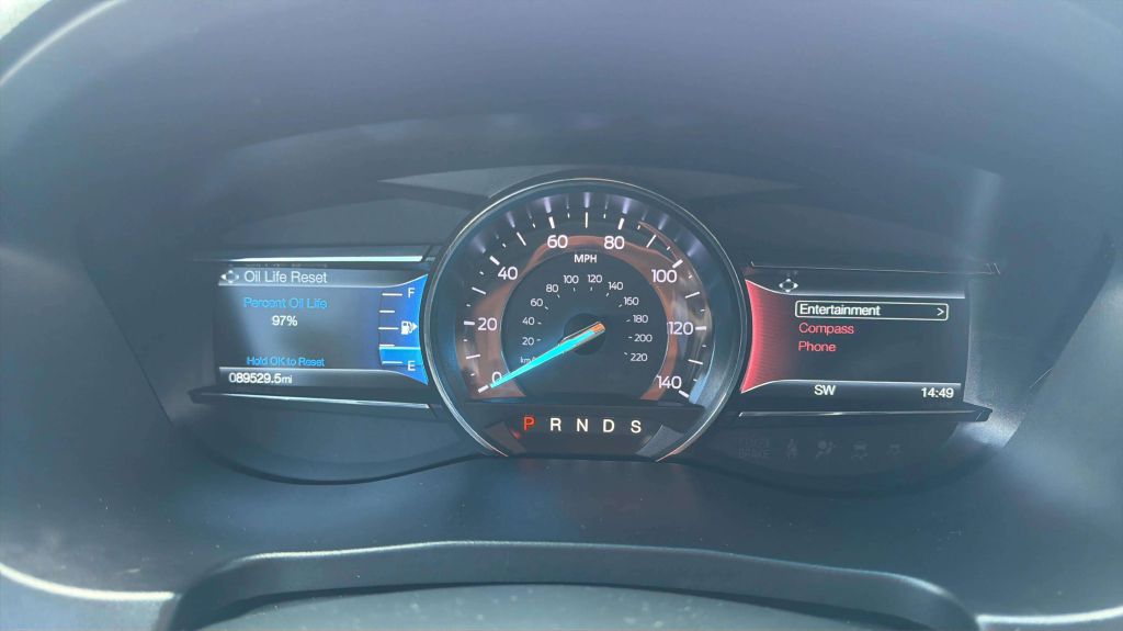 Photo 25 of this FORD EXPLORER