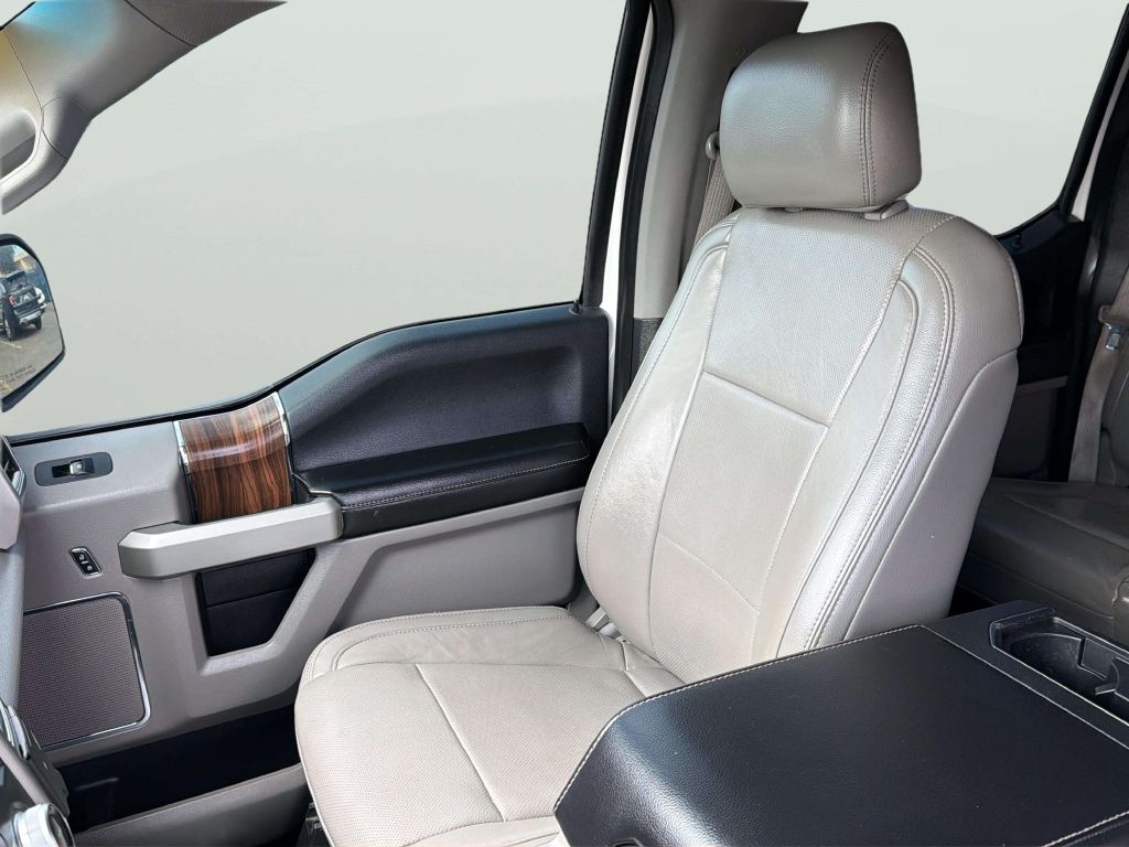 Photo 13 of this FORD F-150