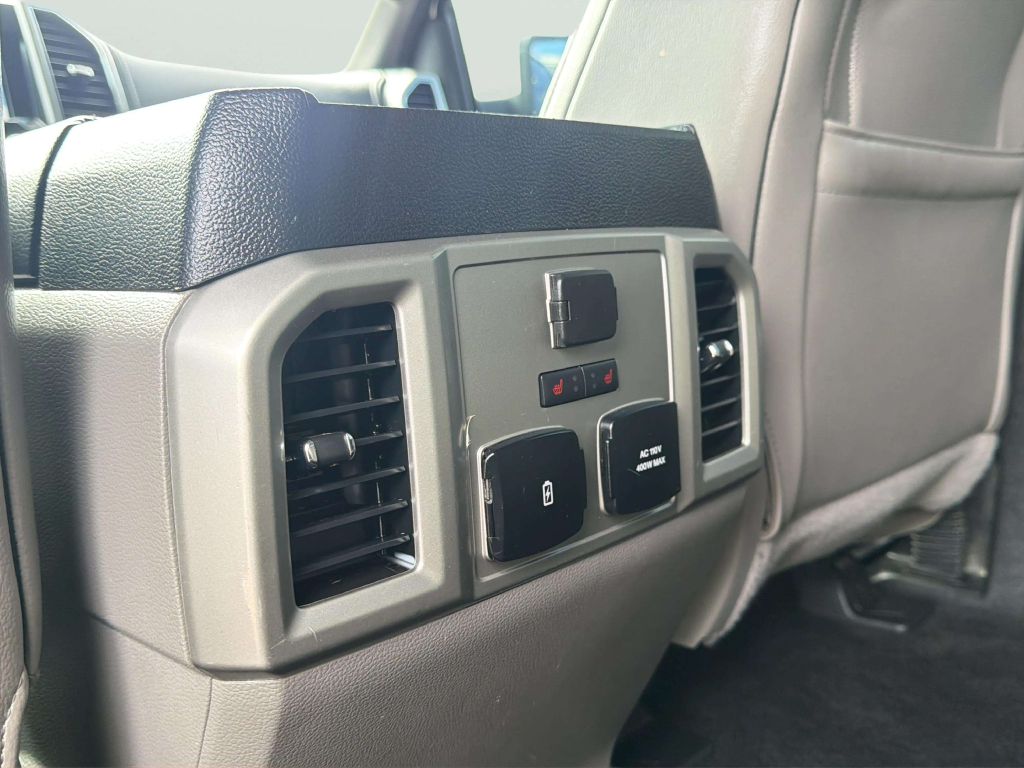 Photo 17 of this FORD F-150
