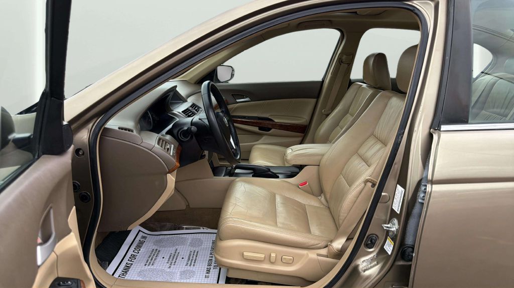 Photo 11 of this HONDA ACCORD