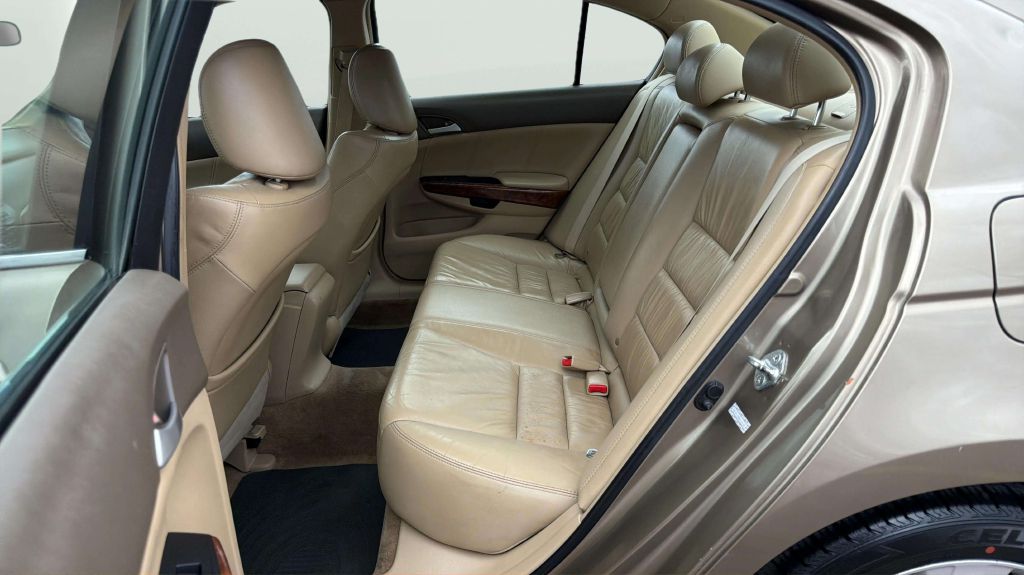 Photo 20 of this HONDA ACCORD