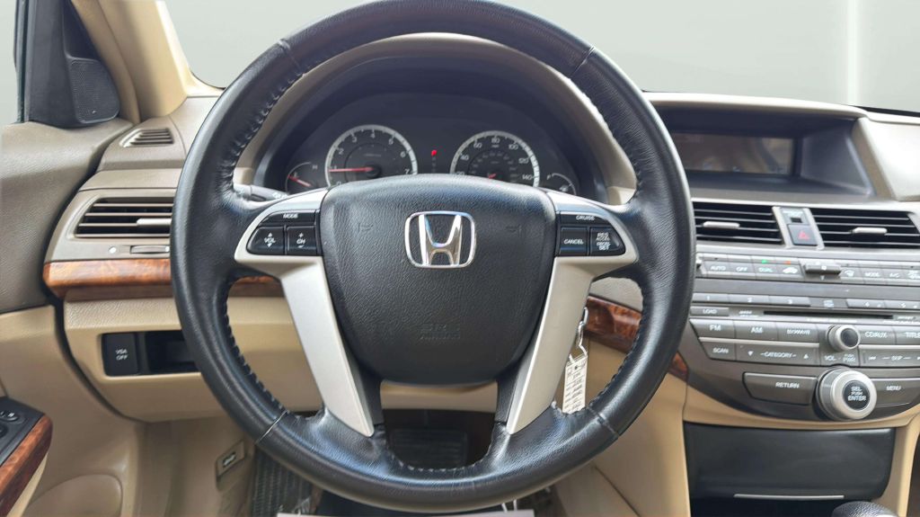 Photo 25 of this HONDA ACCORD
