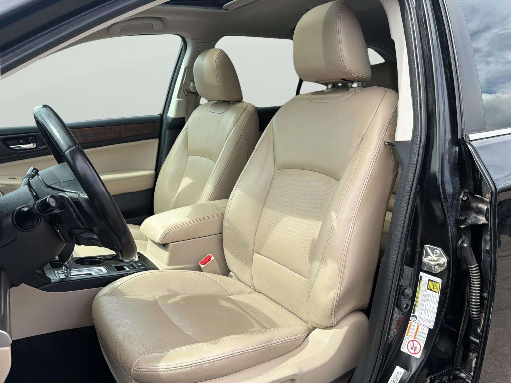 Photo 12 of this SUBARU OUTBACK