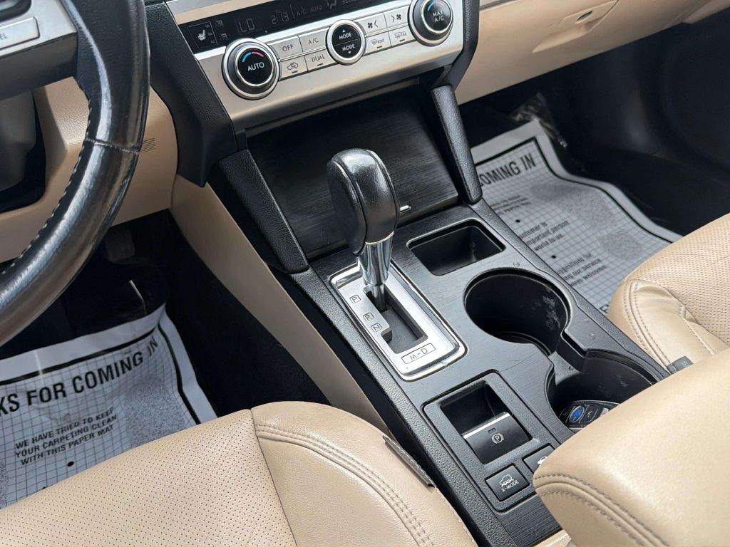 Photo 22 of this SUBARU OUTBACK