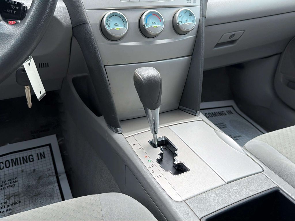 Photo 18 of this TOYOTA CAMRY