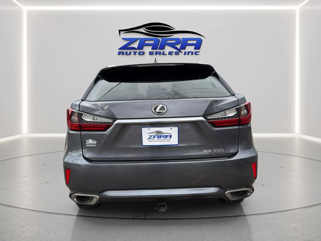 Photo 6 of this LEXUS RX 350