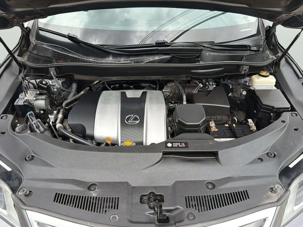 Photo 34 of this LEXUS RX 350