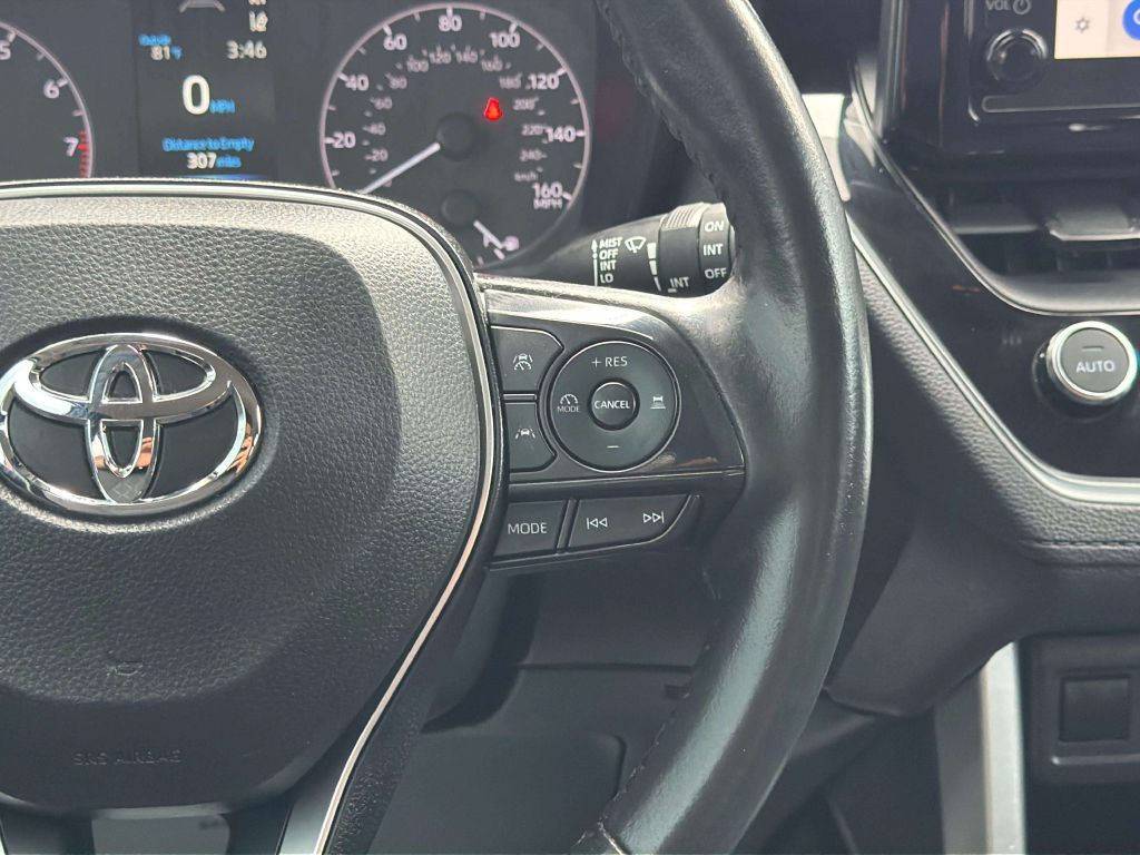 Photo 21 of this TOYOTA COROLLA CROSS