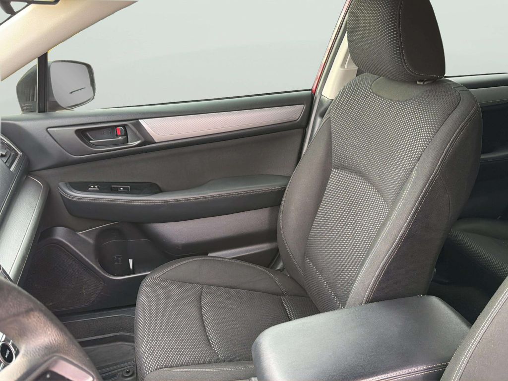 Photo 13 of this SUBARU OUTBACK