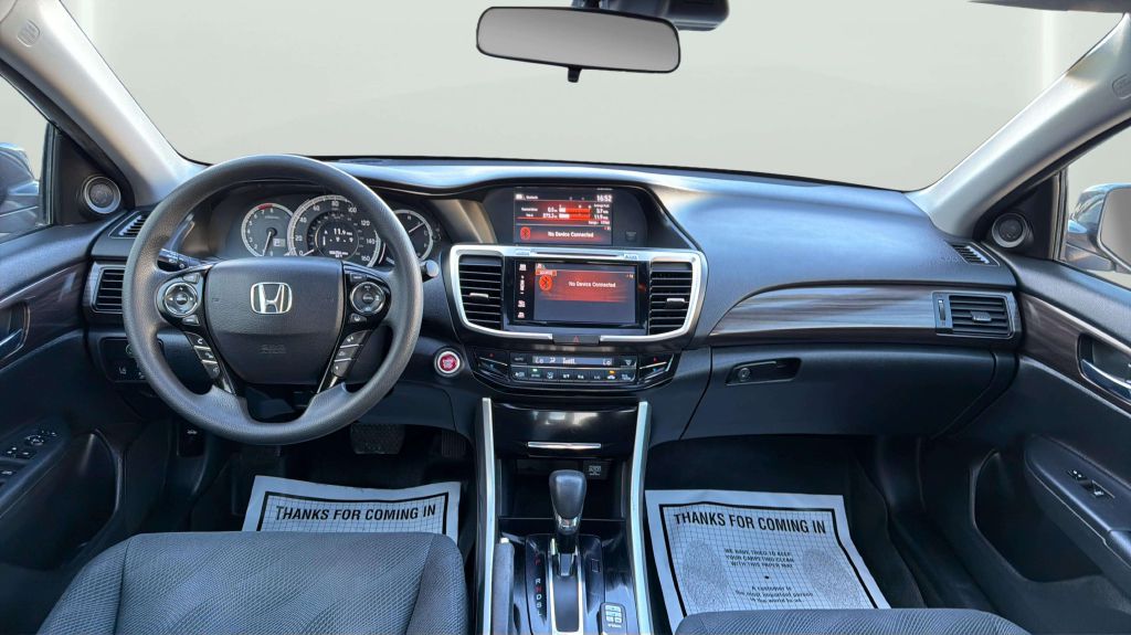 Photo 21 of this HONDA ACCORD