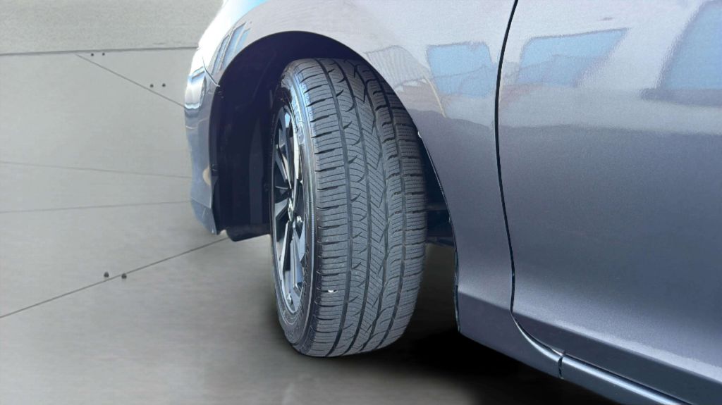 Photo 33 of this HONDA ACCORD