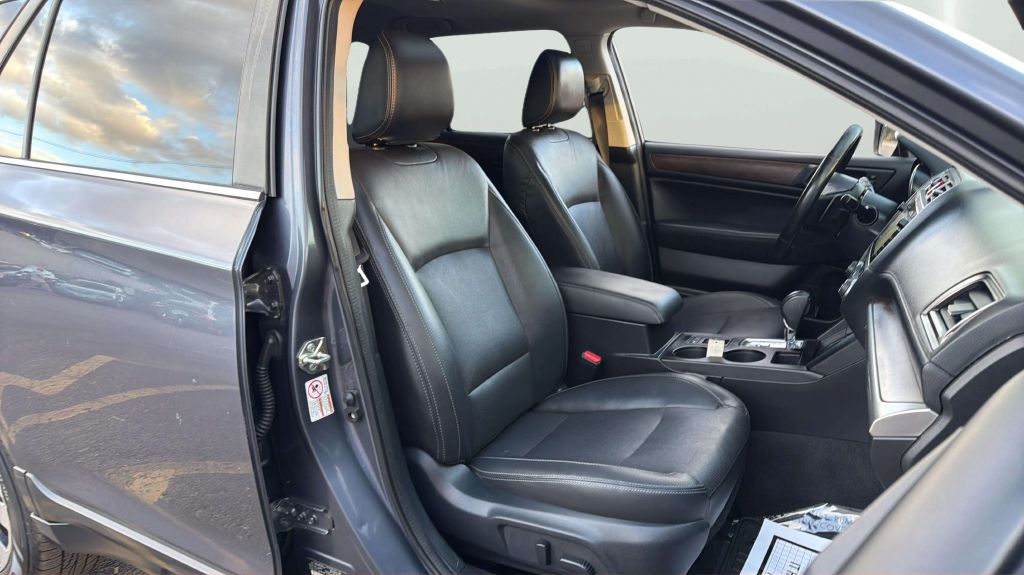 Photo 14 of this SUBARU OUTBACK