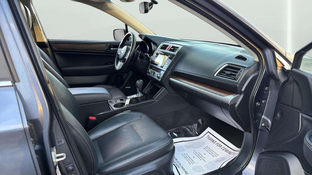 Photo 15 of this SUBARU OUTBACK