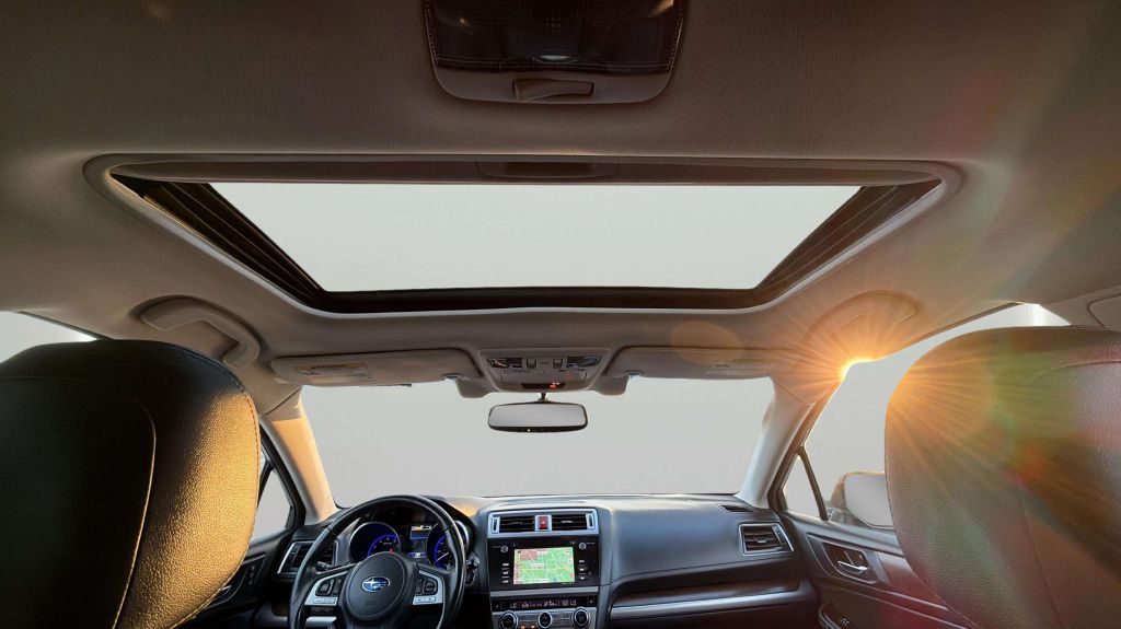 Photo 23 of this SUBARU OUTBACK