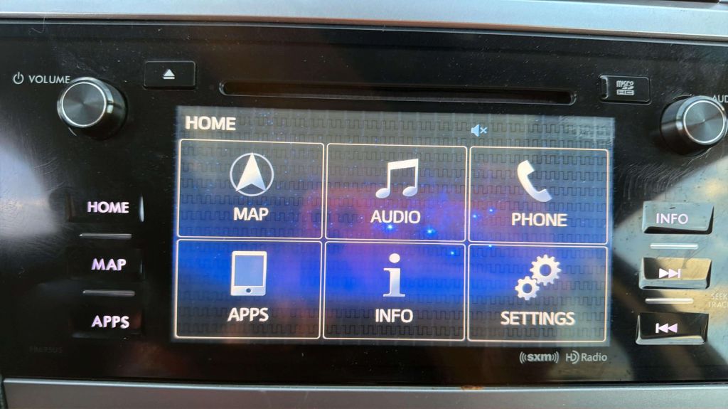 Photo 33 of this SUBARU OUTBACK