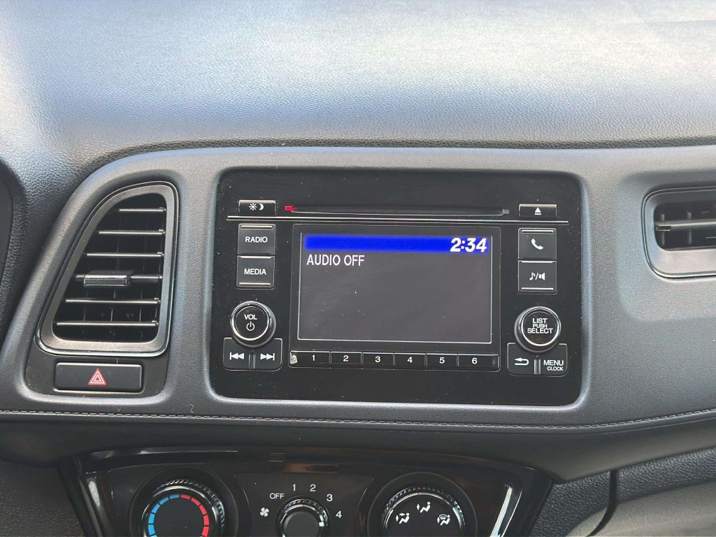Photo 18 of this HONDA HR-V
