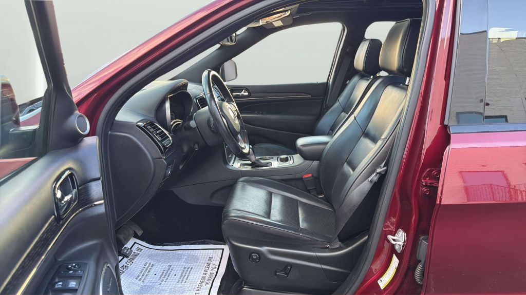 Photo 11 of this JEEP GRAND CHEROKEE