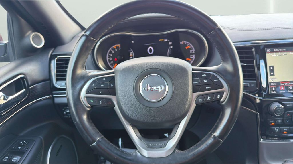 Photo 26 of this JEEP GRAND CHEROKEE