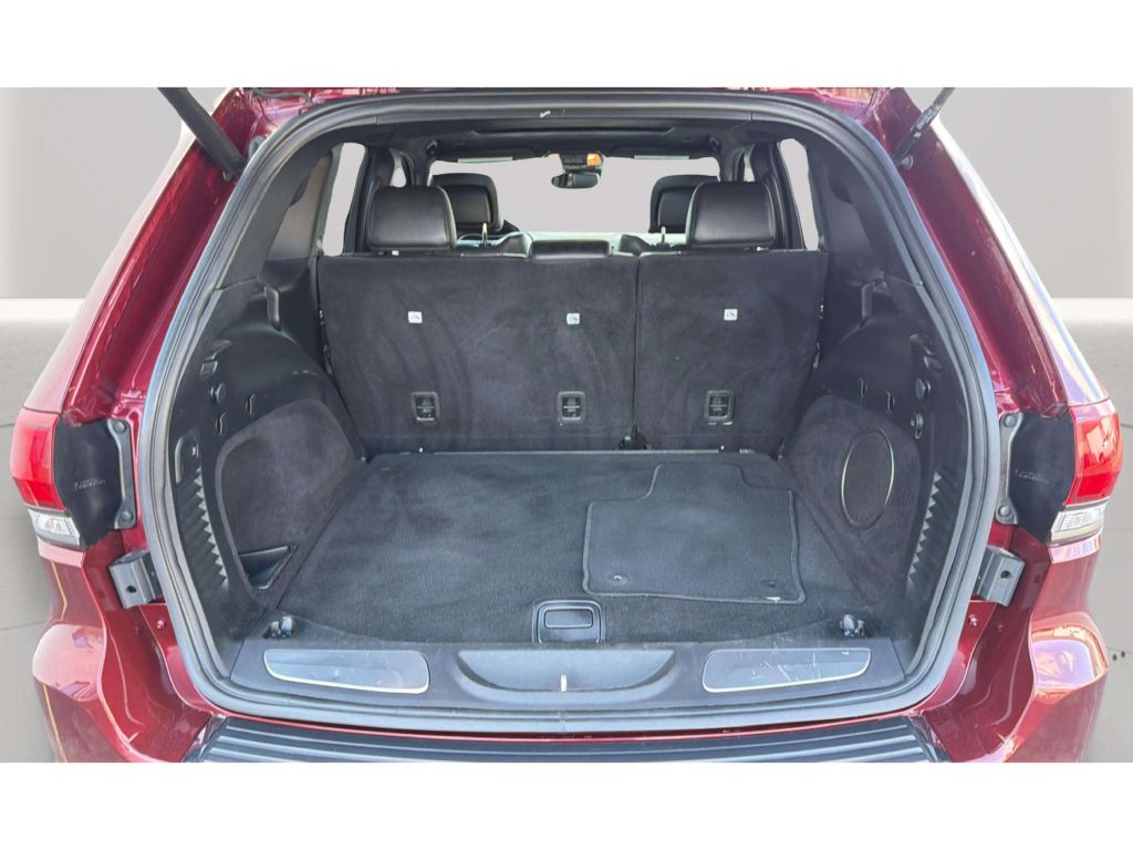 Photo 35 of this JEEP GRAND CHEROKEE