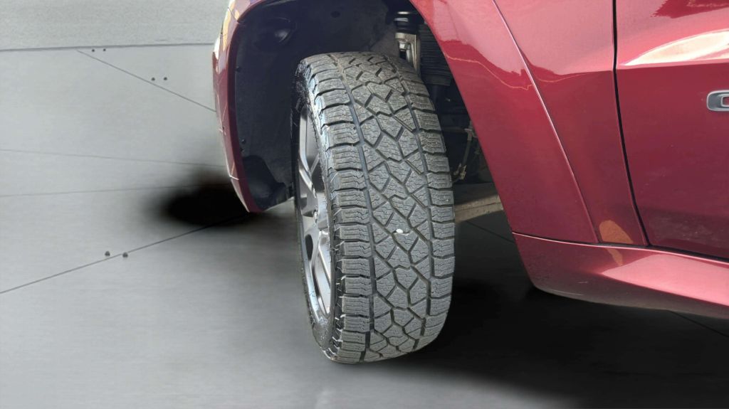 Photo 38 of this JEEP GRAND CHEROKEE