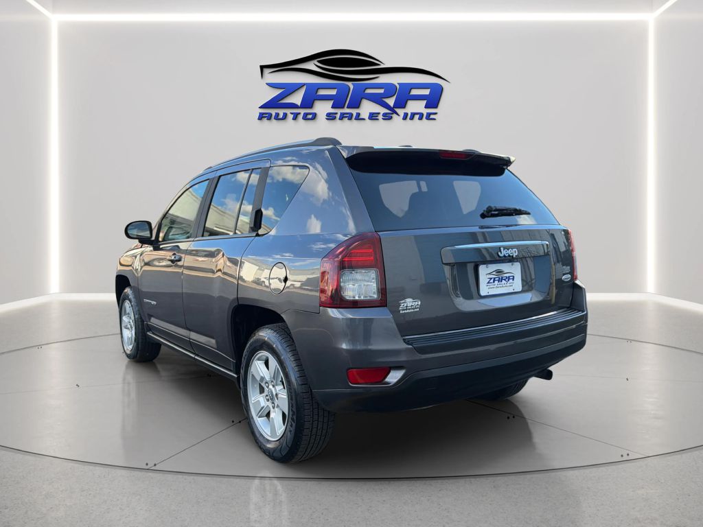 Photo 5 of this JEEP COMPASS