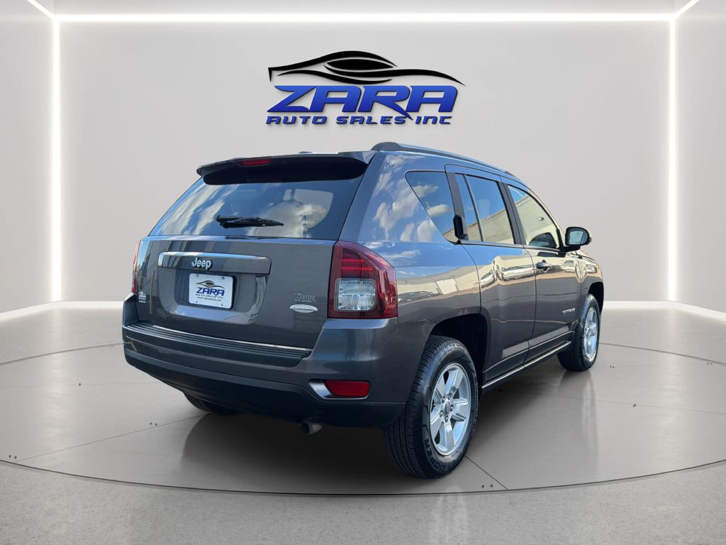 Photo 7 of this JEEP COMPASS