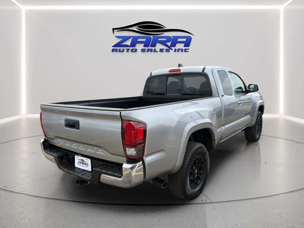Photo 7 of this TOYOTA TACOMA