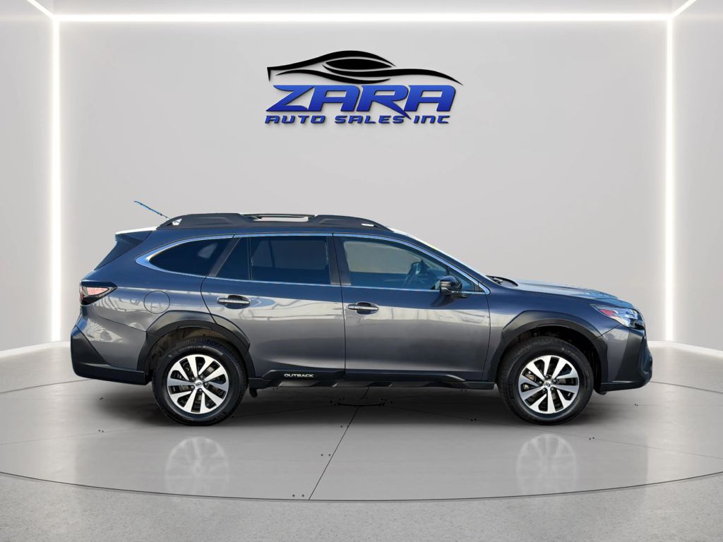 Photo 8 of this SUBARU OUTBACK