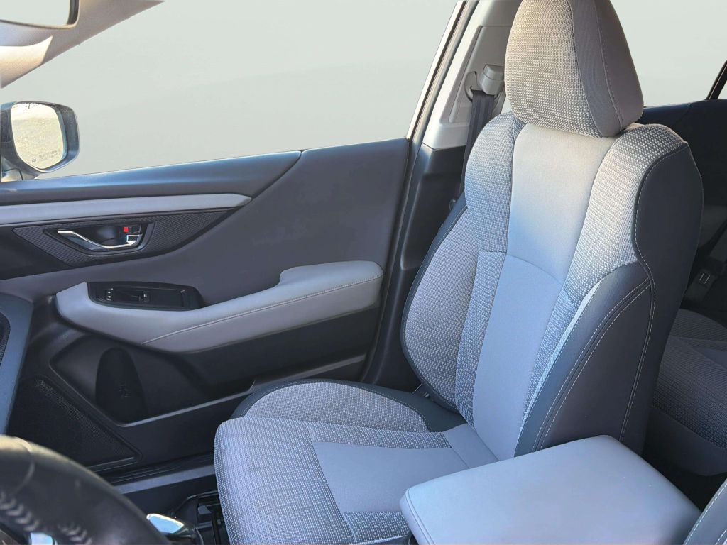 Photo 14 of this SUBARU OUTBACK