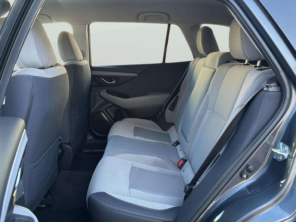 Photo 16 of this SUBARU OUTBACK