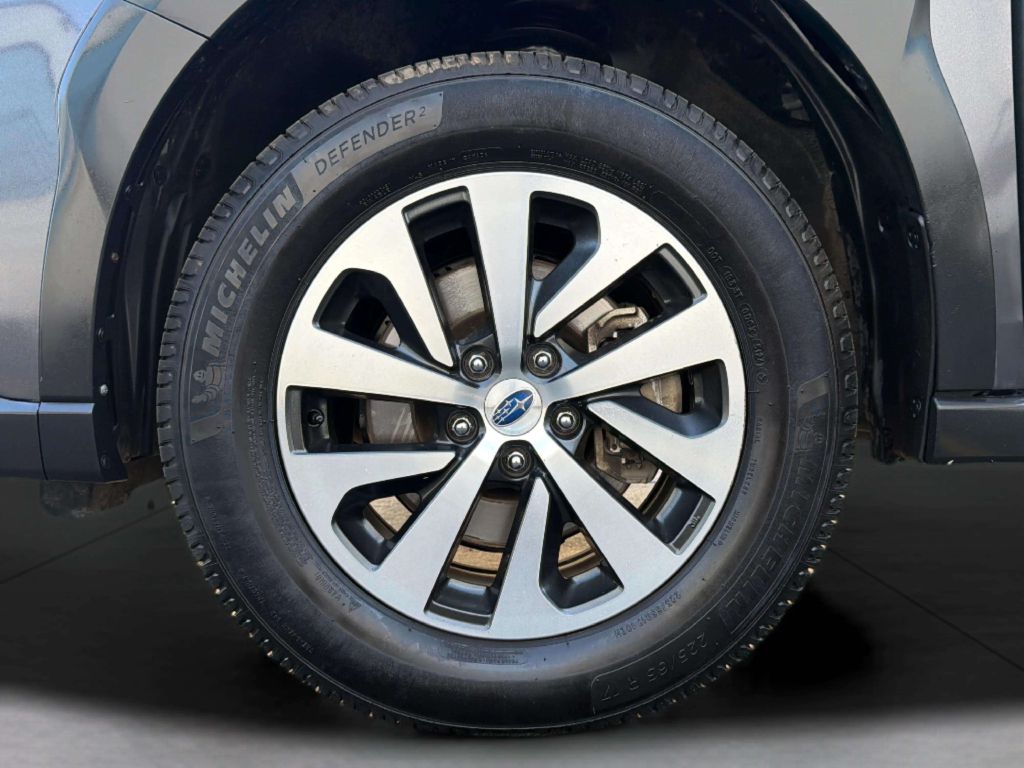 Photo 31 of this SUBARU OUTBACK