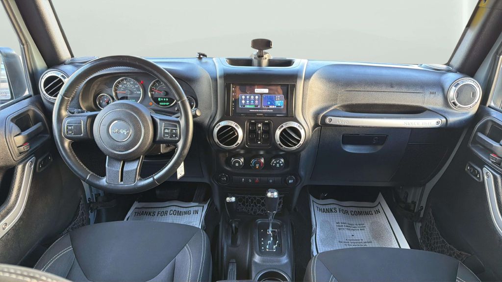 Photo 20 of this JEEP WRANGLER UNLIMI