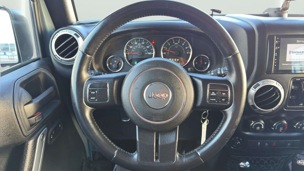 Photo 23 of this JEEP WRANGLER UNLIMI