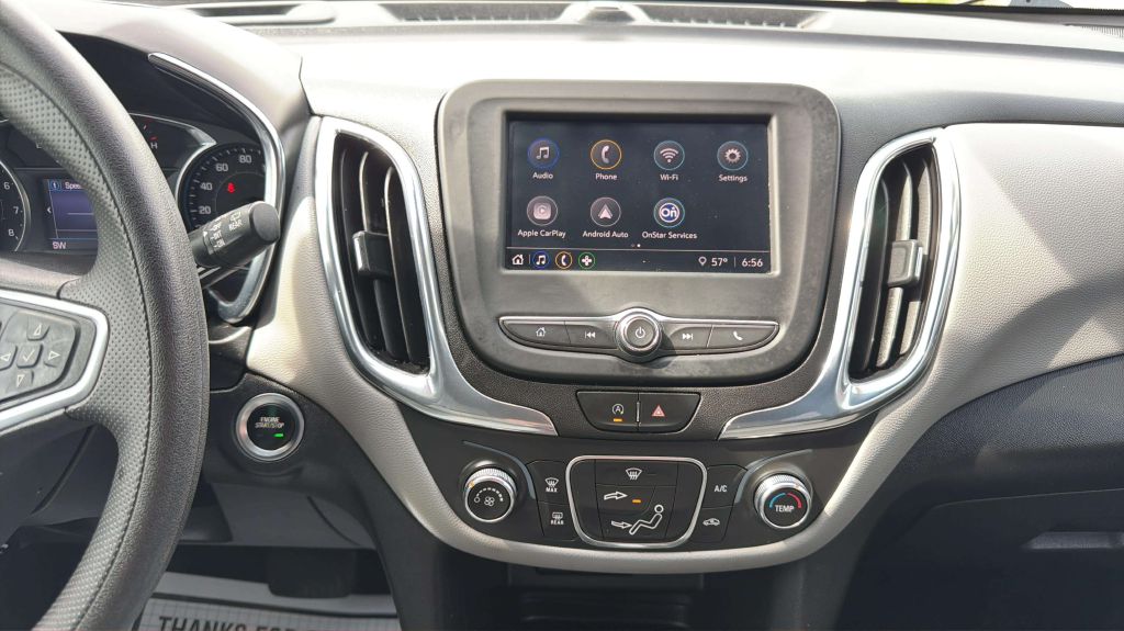 Photo 21 of this CHEVROLET EQUINOX