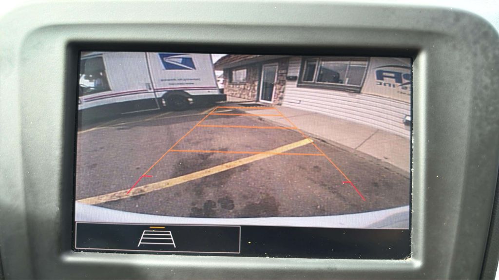 Photo 25 of this CHEVROLET EQUINOX