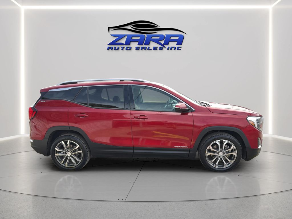 Photo 8 of this GMC TERRAIN
