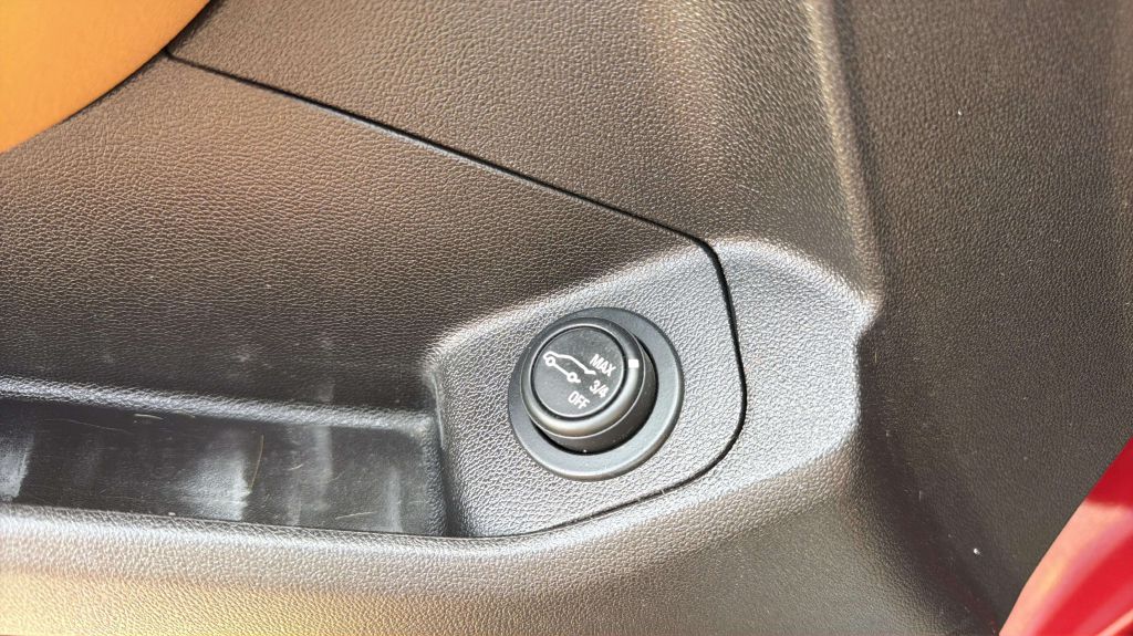 Photo 26 of this GMC TERRAIN
