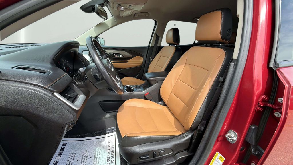 Photo 28 of this GMC TERRAIN